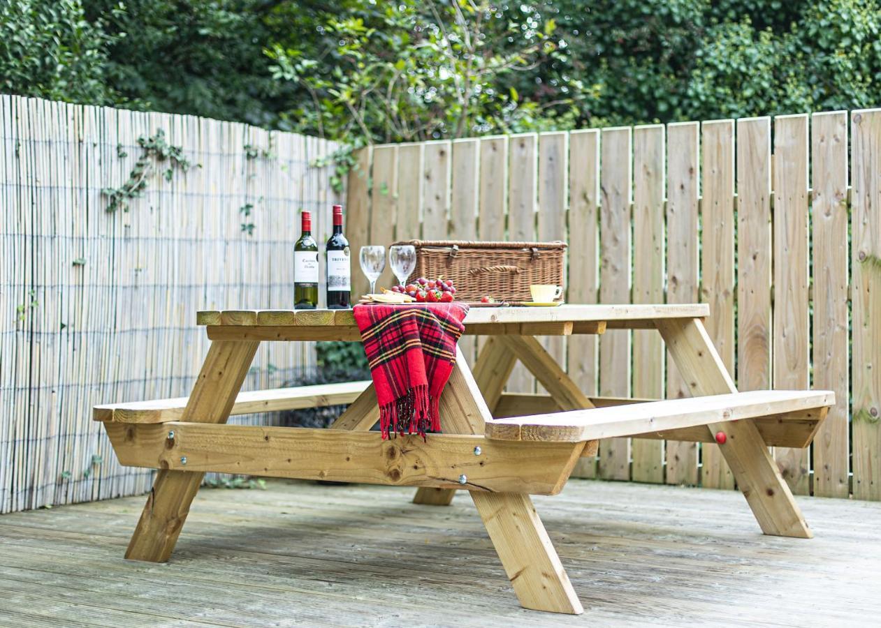 Entire Family Home , Large Rear Garden And Free Parking Belfast Exteriér fotografie